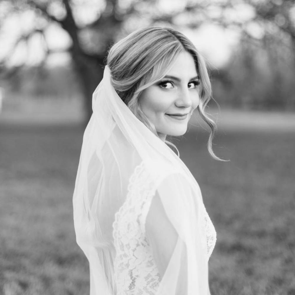 Meet your Posher, Allison